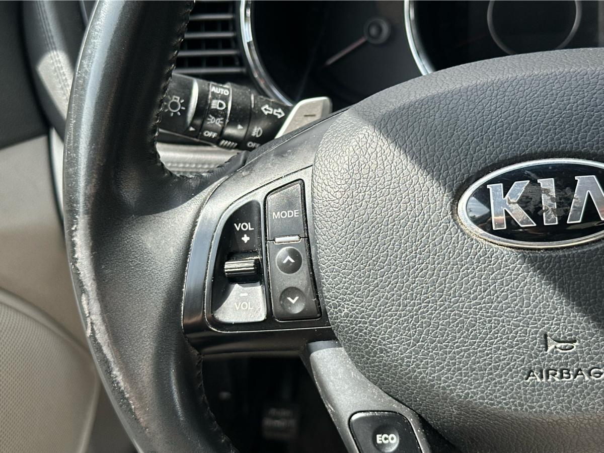 2013 Kia Optima - Photo 13