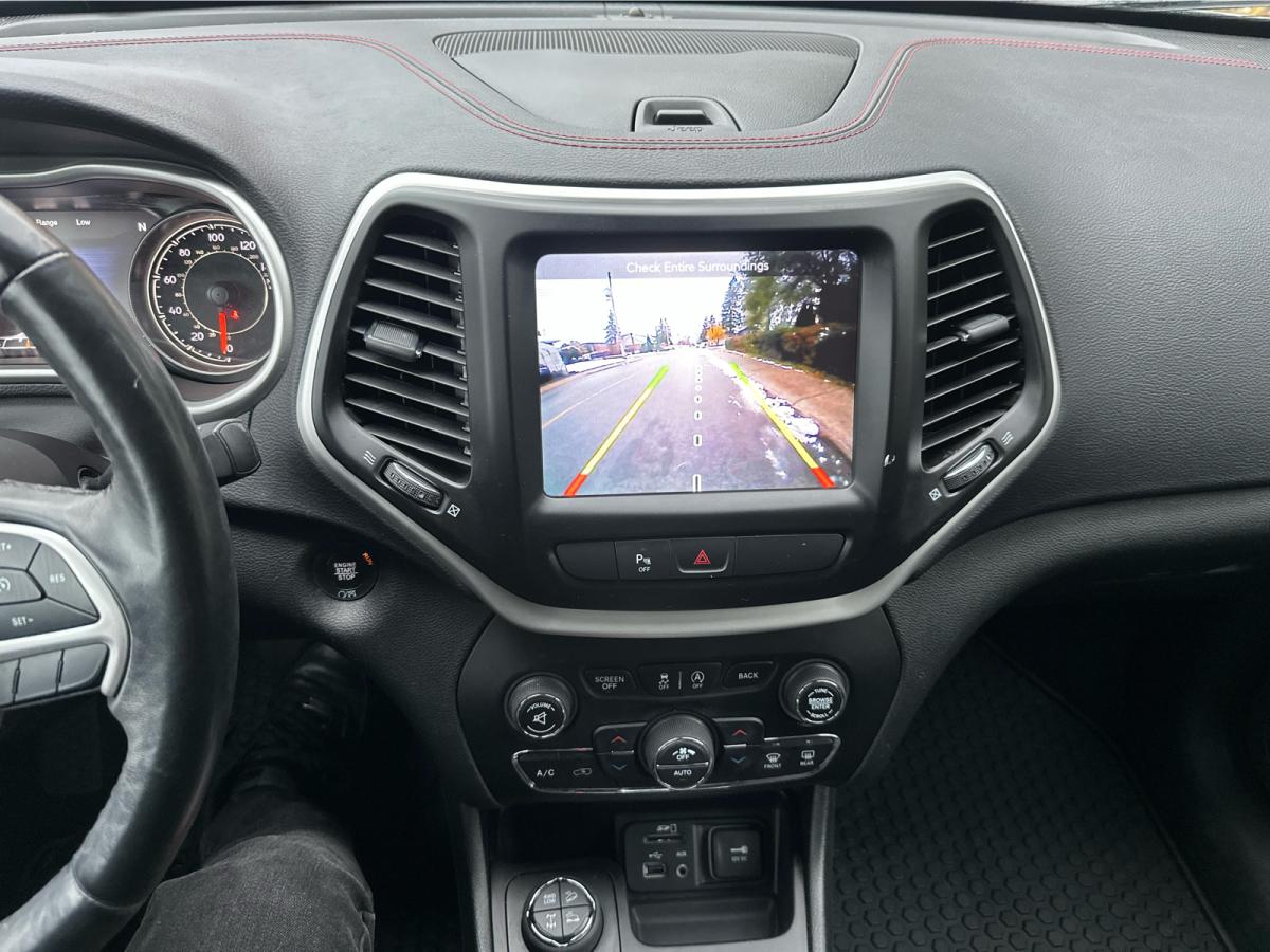 2018 Jeep Cherokee - Photo 16