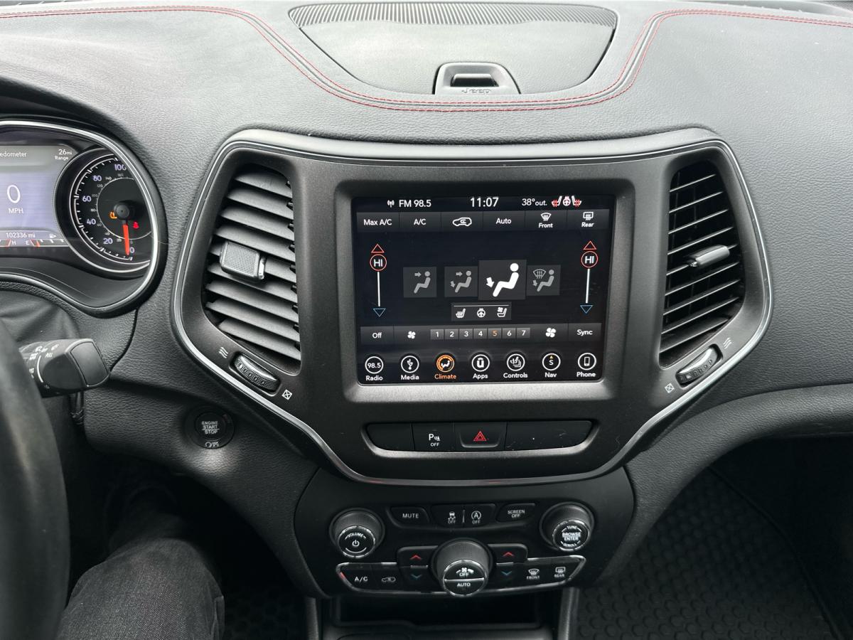 2019 Jeep Cherokee - Photo 16