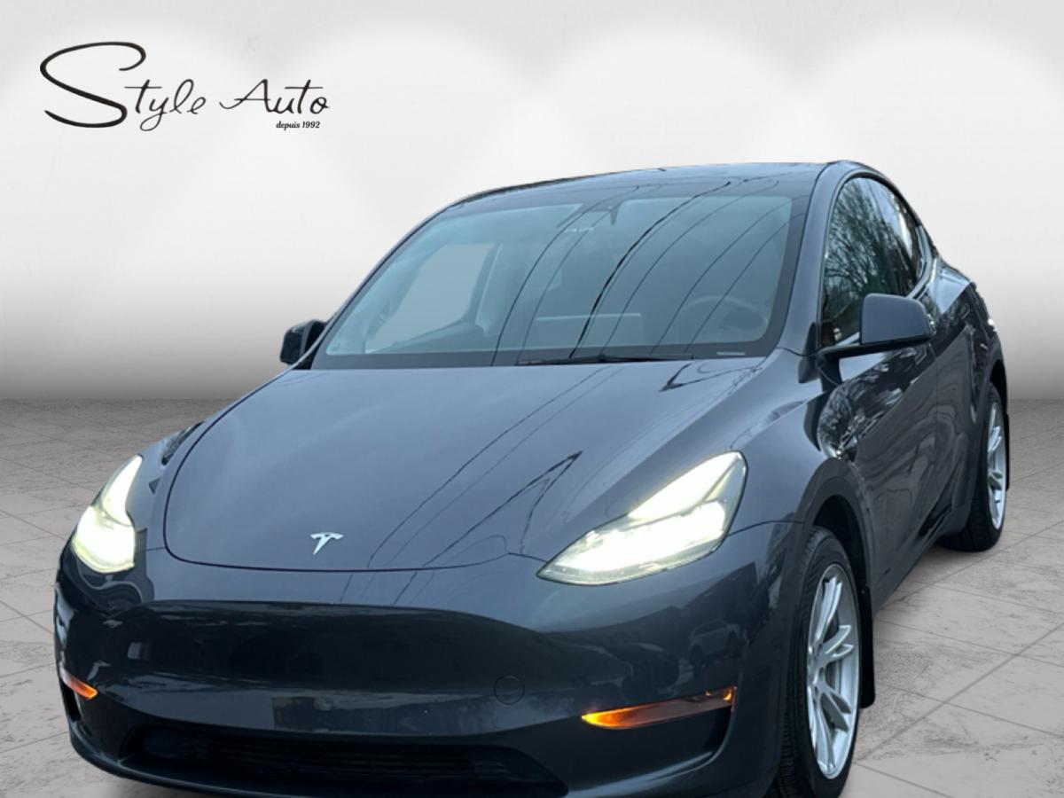 2023 Tesla Model Y - Photo 1