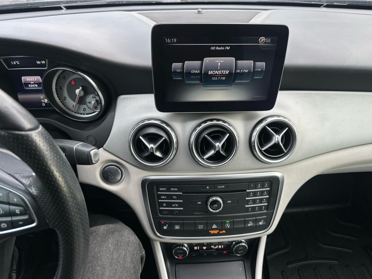 2017 Mercedes-Benz GLA 250 - Photo 15