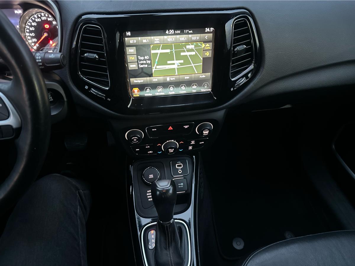 2017 Jeep Compass - Photo 14