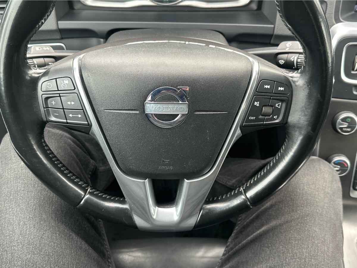 2014 Volvo S60 - Photo 15