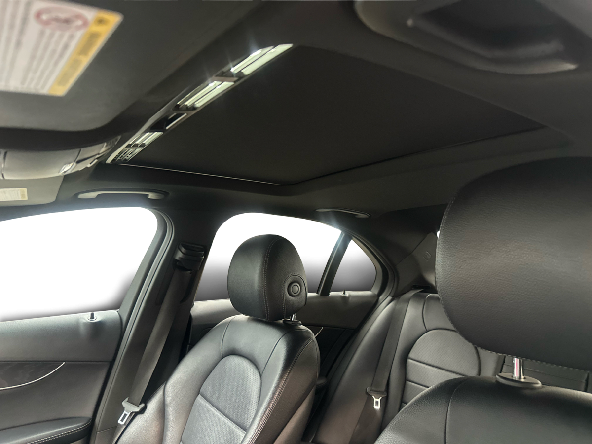 2018 Mercedes-Benz C 300 - Photo 10